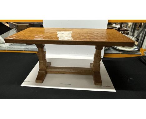 Robert "Mouseman" Thompson (1876–1955) scalloped top Oak side table with signatory mouse to one of the legs,The table measure