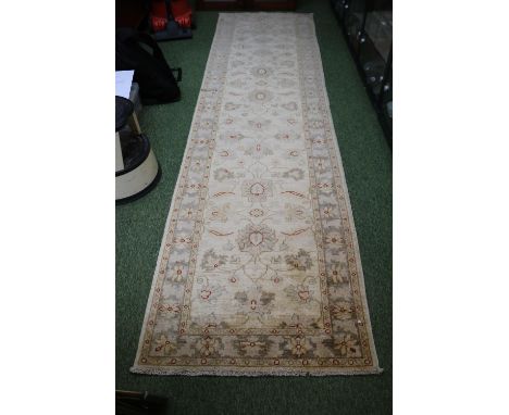 Long 20thC Cream Runner with floral detail 297 x 77cm 