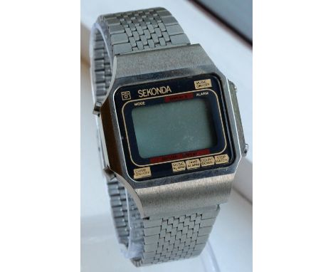 RARE Vintage SEKONDA "Melody" LCD Watch c1980. Complicated offering from Sekonda featuring melody, countdown chronograph. Pla