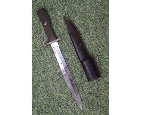 Interesting 19thC/Boer War Knife with chequered Handle and Leather stitched scabbard. 37cm in Length 