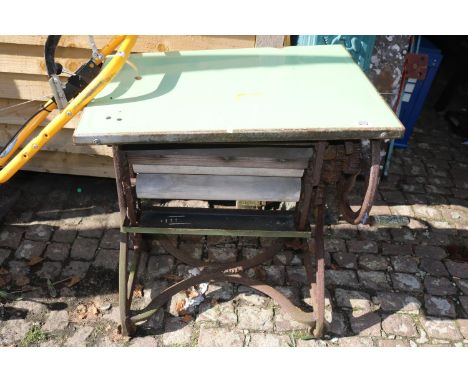 Vintage Enamel topped Mangle 