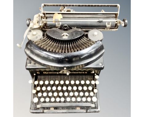 An early 20th century Remington Noiseless 6 manual typewriter. 