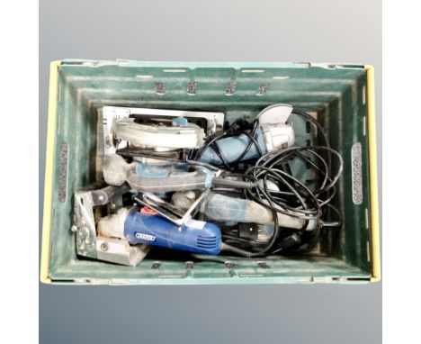 A crate containing power tools to include Makita hand saw, Erbauer angle grinder, Draper biscuit jointer etc. 