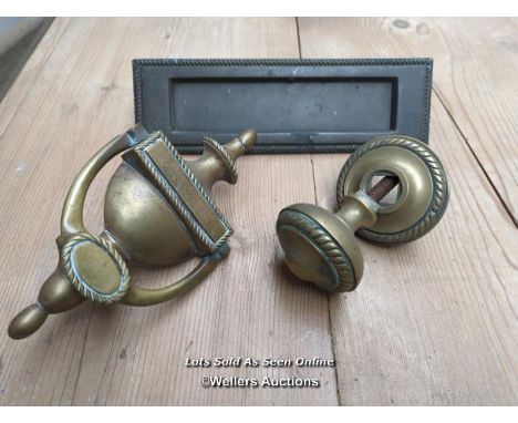 Set of front door brass door furniture. Letterplate 25.5cm x 8cm. Reeded door pull. Urn door knocker 20cm tall. 