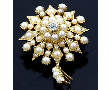 Pearl and diamond star brooch/pendant, central old cut diamond, estimated weight 0.41 carat, surrounded by pearls in a star d