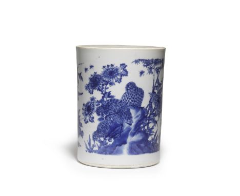 A SUPERB AND LAGRE BLUE AND WHITE 'BIRDS' BRUSHPOT, BITONGShunzhiSturdily potted, the large cylindrical vessel exquisitely pa