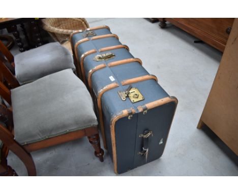 A traditional cabin trunk, width approx. 90cm