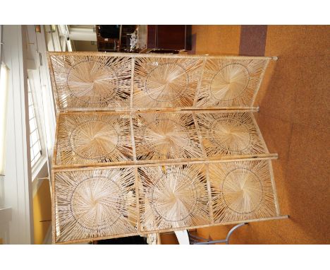 Wicker screen