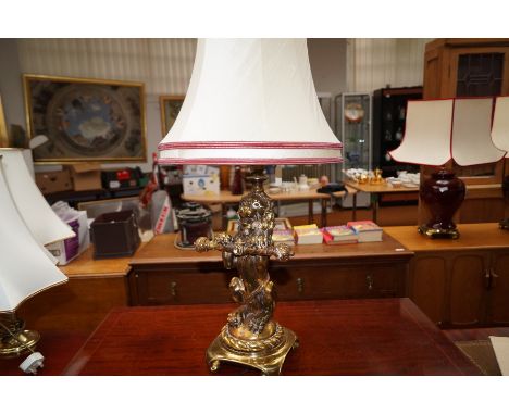 lamp depicting a lion