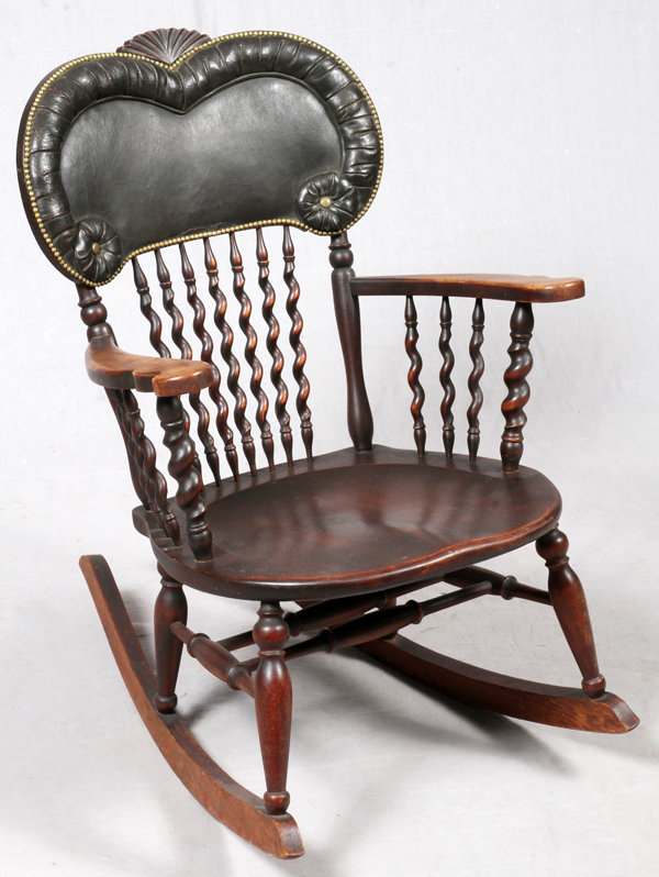 VINTAGE SPINDLE BACK ROCKING CHAIR, H 35", L 25", D 32" Having a