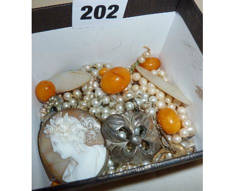 Chinese mother-of-pearl gaming counters, pearl necklaces (some A/F), egg yolk amber beads, silver brooch etc