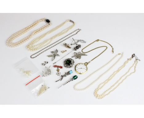 A selection of vintage costume jewellery, to include a cultured pearl necklace with a 9ct gold clasp, 46cm long, a simulated 