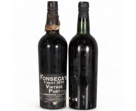 Quinta Do Noval 1943, Vintage port x 1 bottleSmall break to capsule, level high shoulder 