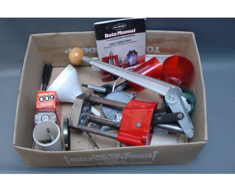 Selection of Lee loading items, including a Data Manual.