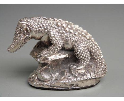 Modern hallmarked silver novelty model of a crocodile or alligator, London 1997 maker's mark FXS, length 10cm&nbsp;