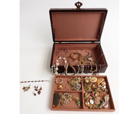 A collection of costume jewellery including Sarah Coventry brooch, silver pendant, silver earrings, vintage necklaces and sil