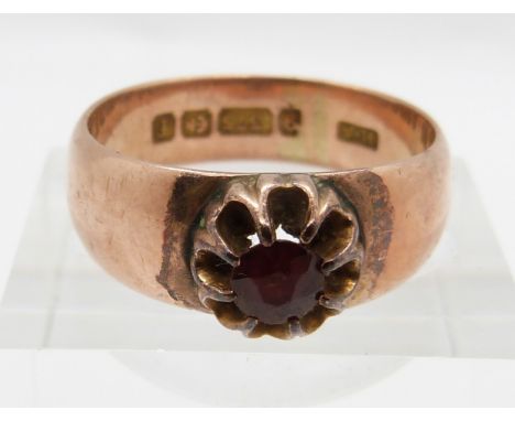 Edwardian 9ct rose gold ring set with a ruby, Birmingham 1905, 5.3g, size R