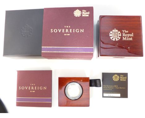 2015 gold full sovereign in Royal Mint deluxe case proof, fifth portrait edition, with certificate