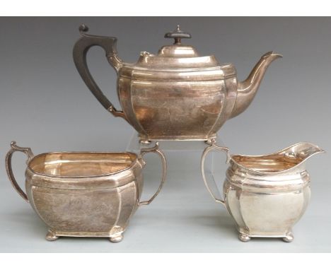 George V hallmarked silver three piece teaset of bulbous design with incuse corners, Sheffield 1930 maker&nbsp;Harrison Broth