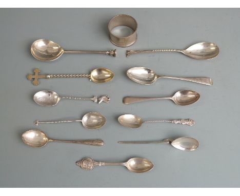 Quantity of hallmarked silver cutlery including a Victorian silver gilt spoon with cross finial, replica Roman spoon etc toge