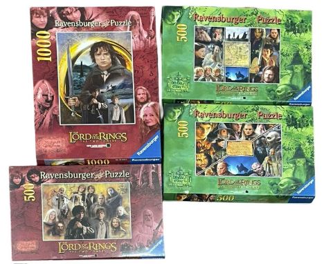 A collection of Lord of the Rings jigsaw puzzles (unchecked for completeness)
