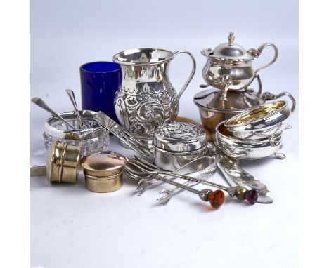 Various silver and plate, including christening tankard, salts, mustard pot, pillboxes etc, 6.3oz weighableLot sold as seen u