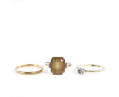 3 gold rings, including 22ct gold wedding band, size N, 1.5g, 18ct solitaire ring mount, size L, 1.4g, and 9ct citrine ring, 