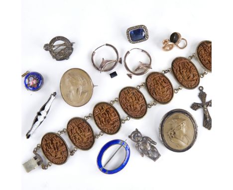 Various jewellery, including 2 lava cameo brooches, Chinese Canton sandalwood bracelet, early 20th century silver and enamel 