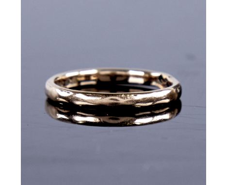 A mid-20th century 9ct gold wedding band ring, maker's marks WW Ltd, hallmarks London 1956, band width 2.5mm, size N, 2gGood 