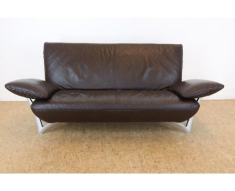 Brown leather 2-seater design sofa, on brushed chrome legs,  marked: Rolf BenzBruin lederen 2-zits design bank, rustend op ge