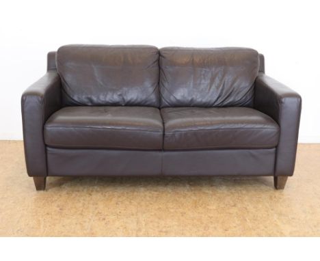 Brown leather 2 seater sofa, Montel, h. 73, w. 155, d. 88 cm.Bruin lederen 2 zits bank, Montel, h. 73, br. 155, d. 88 cm.