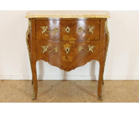 Walnut Louis XV style chest of drawers with 2 drawers with marble  top, 20th century, h. 81, w. 85, d. 46 cm.Noten Louis XV-s