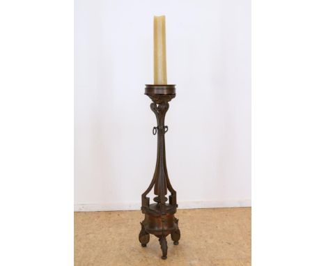 Copper one-light Louis XVI church candlestick with putti, 3  sprant with counted money, ending in acanthus leaves with candle