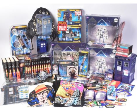 Doctor Who - a collection of assorted memorabilia / merchandise including: vintage T-shirts, sealed jigsaw puzzles, Sonic Scr