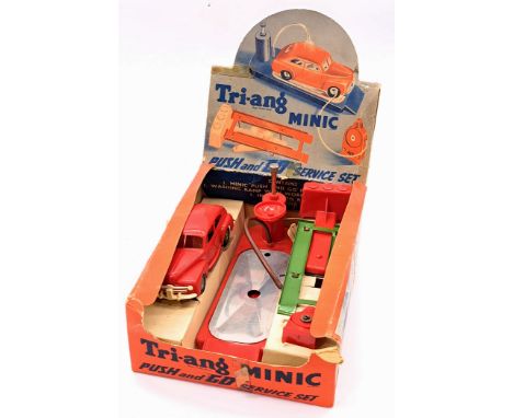 Triang Minic Push &amp; Go Service set containing: Push &amp; Go Ford Tudor, red, washing ramp with water hose, inspection ra