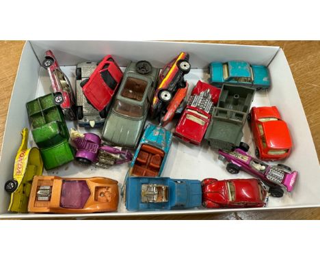 Selection of vintage die cast vehicles to include matchbox etc