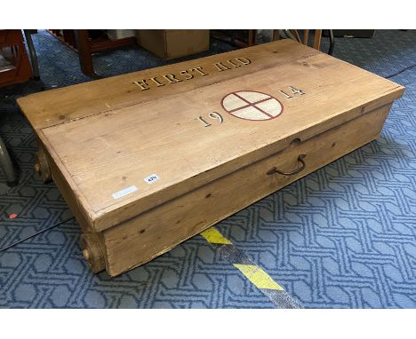 PINE TRUNK COFFEE TABLE
