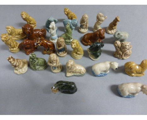 Quantity of wade whimsie figures