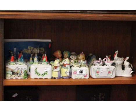 Mixed lot of vintage novelty salt and pepper shakers