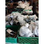 LARGE JOBLOT OF BUILDING PIPES POLYPIPE KNUCKLE BENDS TALON HEXDRAIN