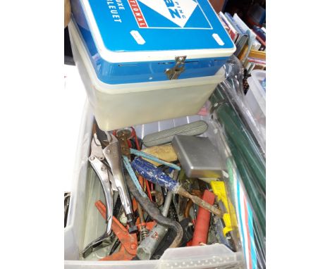 A camping gaz stove, a box of tools, and 2 folding seats 