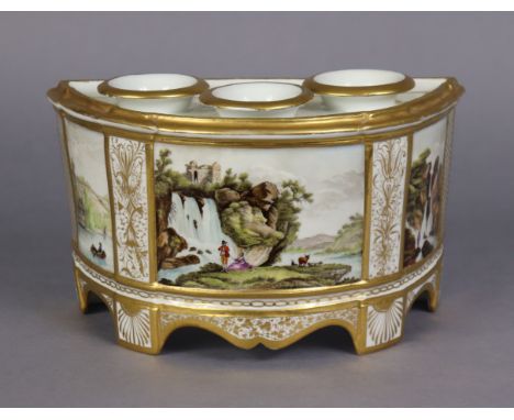 AN EARLY 19TH CENTURY PARIS (RUE THIROU) PORCELAIN BOUGH POT &amp; PIERCED COVER, of demi-lune shape, finely painted with riv