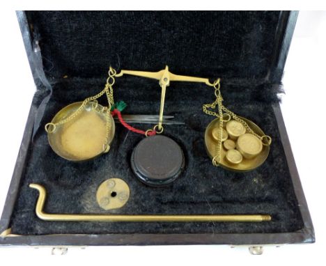 Set of vintage jewellery scales