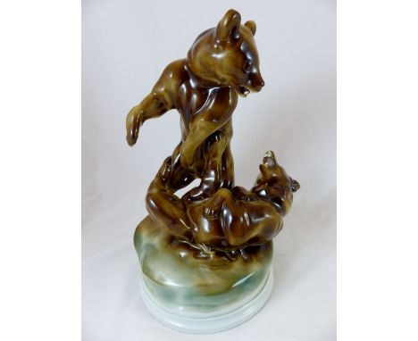 Zsolnay Pecs Hungarian ceramic of two fighting bears in brown colourway, no backstamp. H: 30 cm