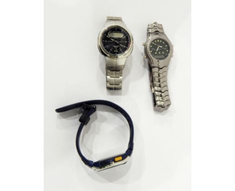 Crane & Viceroy radio controlled watch, two Casio wave ceptors and another gent's quartz wristwatch (4) 