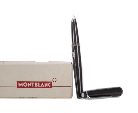 VINTAGE MONT BLANC No. 030 FOUNTAIN PEN,in graphite, 12.3cm long, in originalLight general wear but no notable issues; box wi