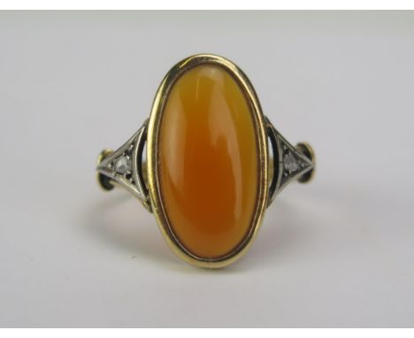 An Antique Carnelian and Rose Cut Diamond Ring in a precious yellow and white metal setting, 17.1x8.6mm cabochon cut, KEE tes