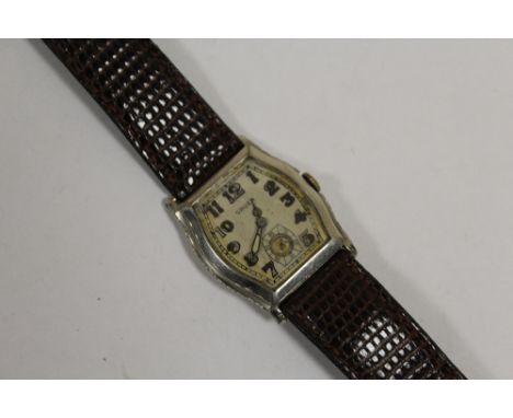 A VINTAGE ART DECO GENTS GRUEN WRISTWATCH 