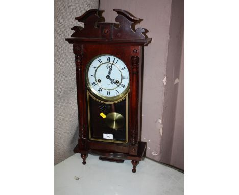 A MODERN 31 DAY WALL CLOCK