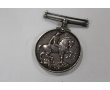 A WWI MEDAL AWARDED TO 2830 PTE. V. DAFFURN. R. FUS.